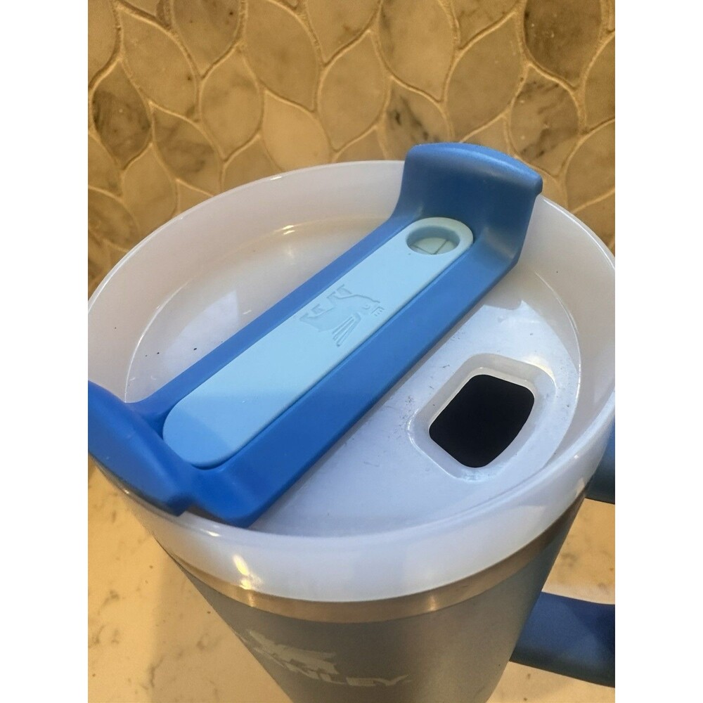 Stanley Azure Blue Adventurer Stainless Steel Insulated Tumbler 40 oz - Picture 2 of 5